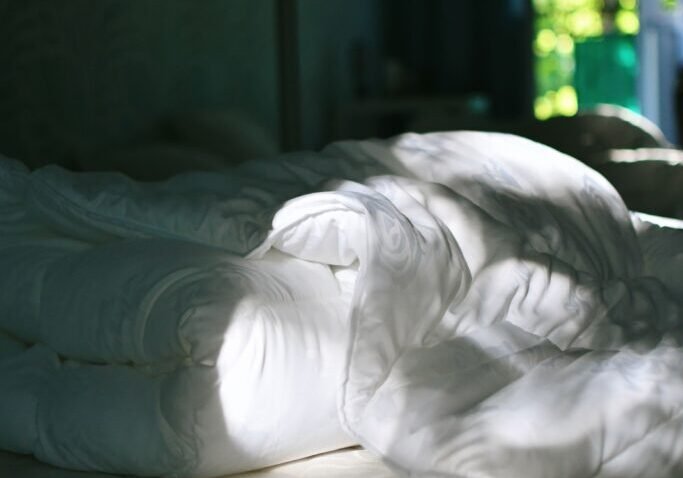 unmade dirty bed